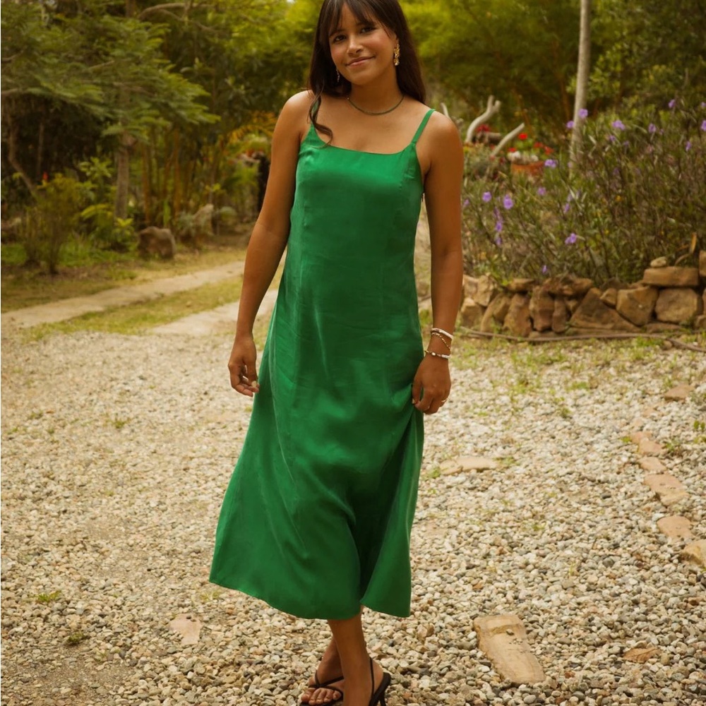 NWT Darling Oasis Dress - XS